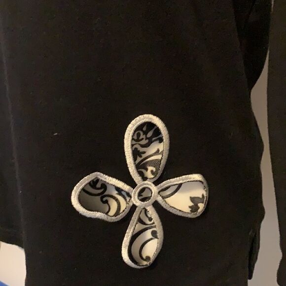 Jane Ashley Black 3/4 Sleeve Shirt Size Small - Picture 3 of 4